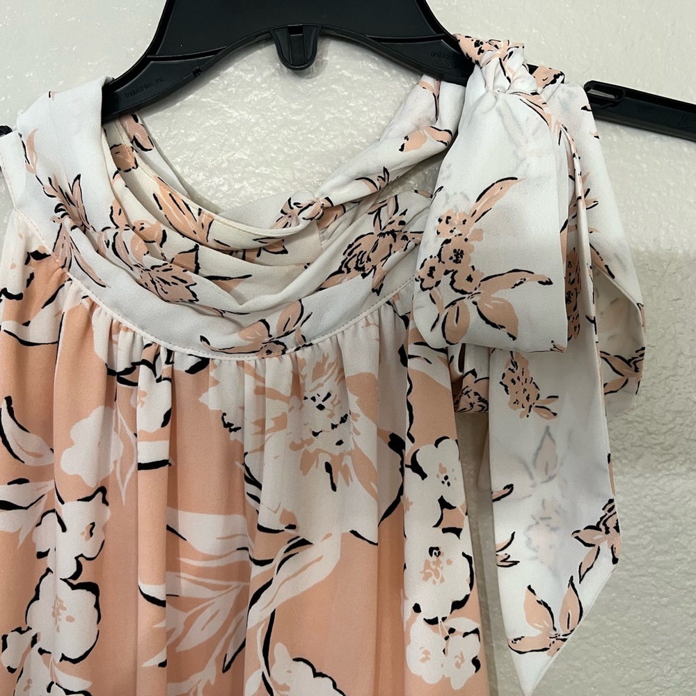 WHBM Peach Mix Floral Tie-Shoulder, sleeveless Blouse